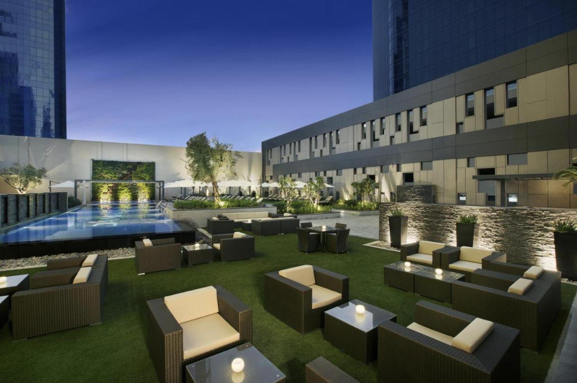 Next'House - Downtown Views Host Dubai Exterior foto