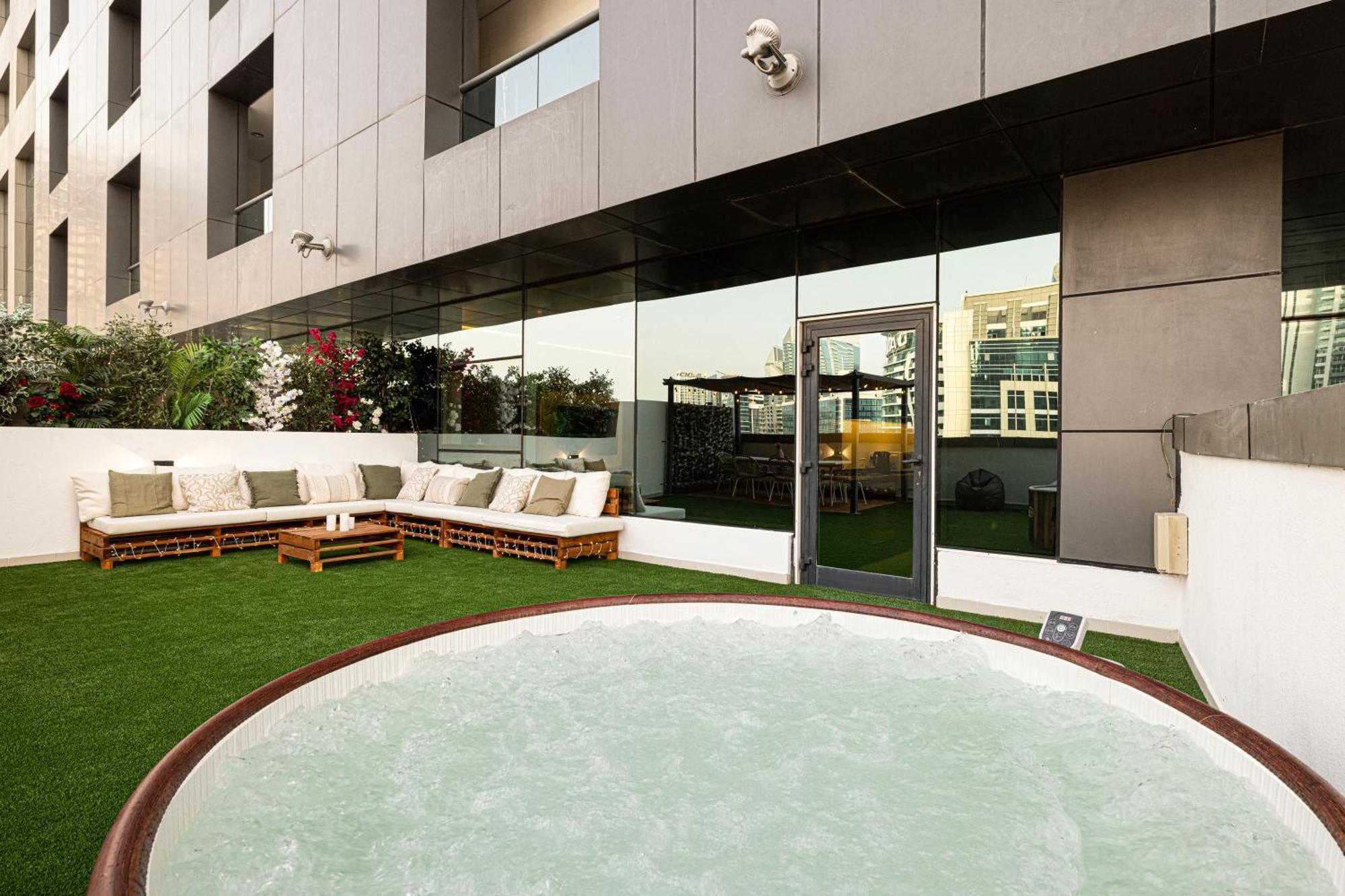Next'House - Downtown Views Host Dubai Exterior foto