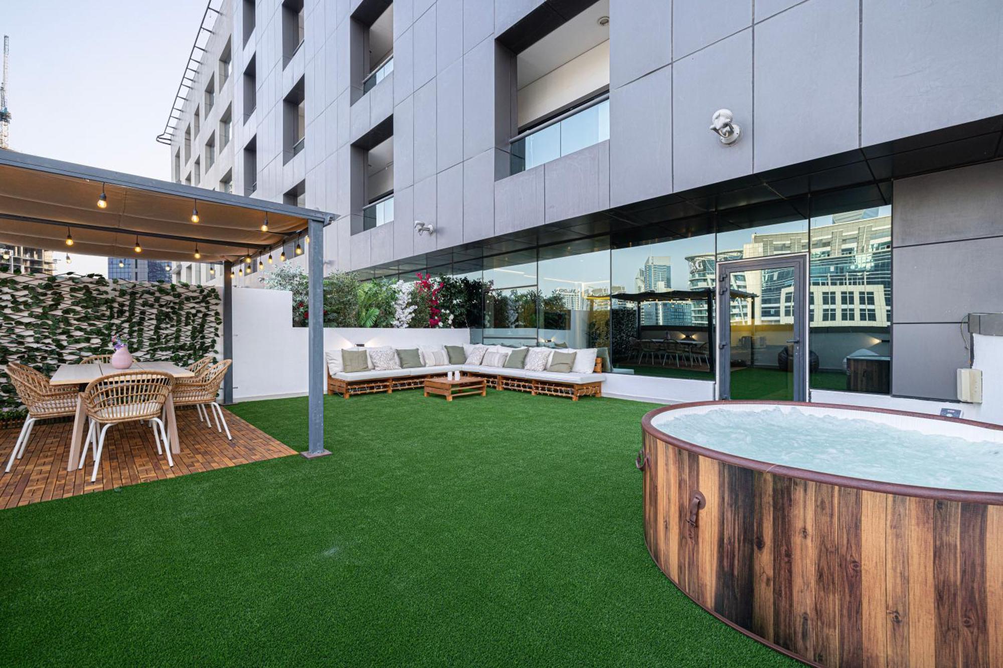 Next'House - Downtown Views Host Dubai Exterior foto